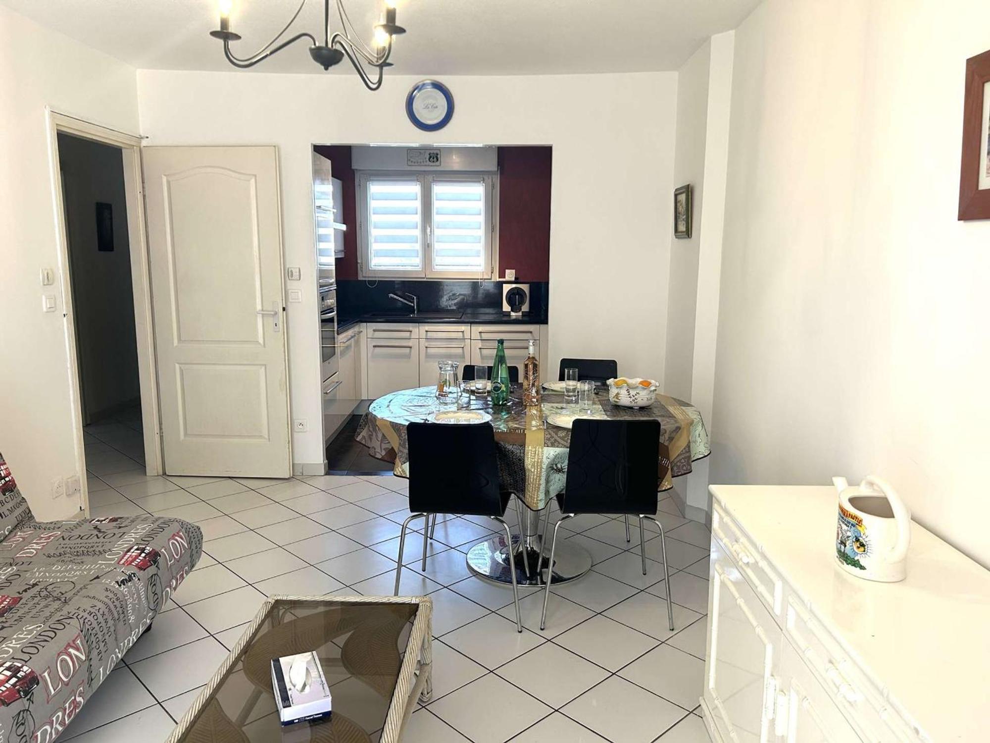 Lumineux 2 Pieces, Terrasse Au Sud, Parking Prive A - Fr-1-226a-203 Fréjus