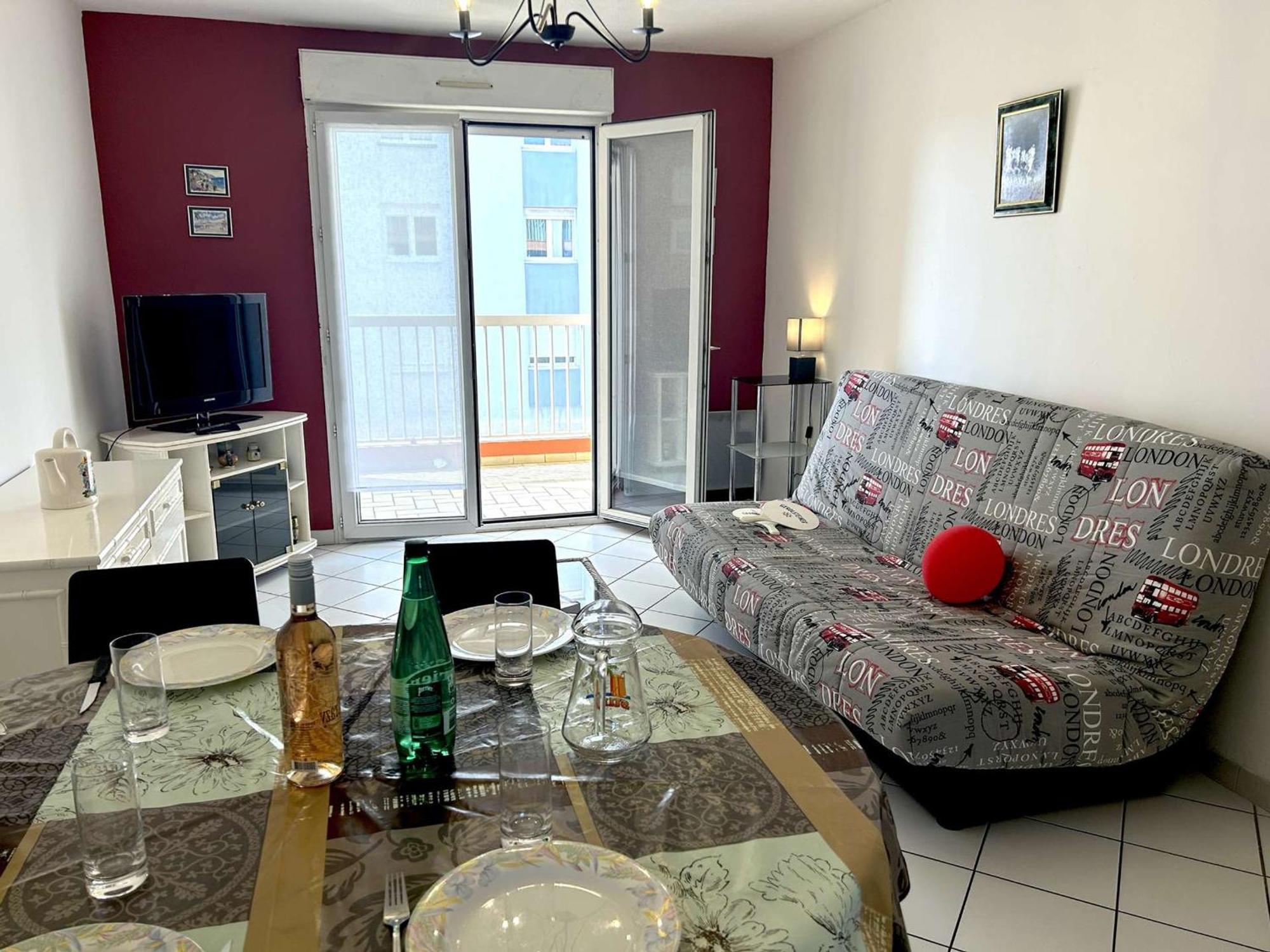 Appartement Lumineux 2 Pieces, Terrasse Au Sud, Parking Prive A - Fr-1-226a-203 *